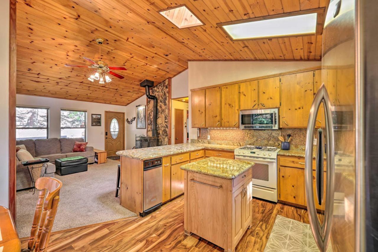 Quiet Twain Harte Cabin With Deck And Forest Views! Buitenkant foto