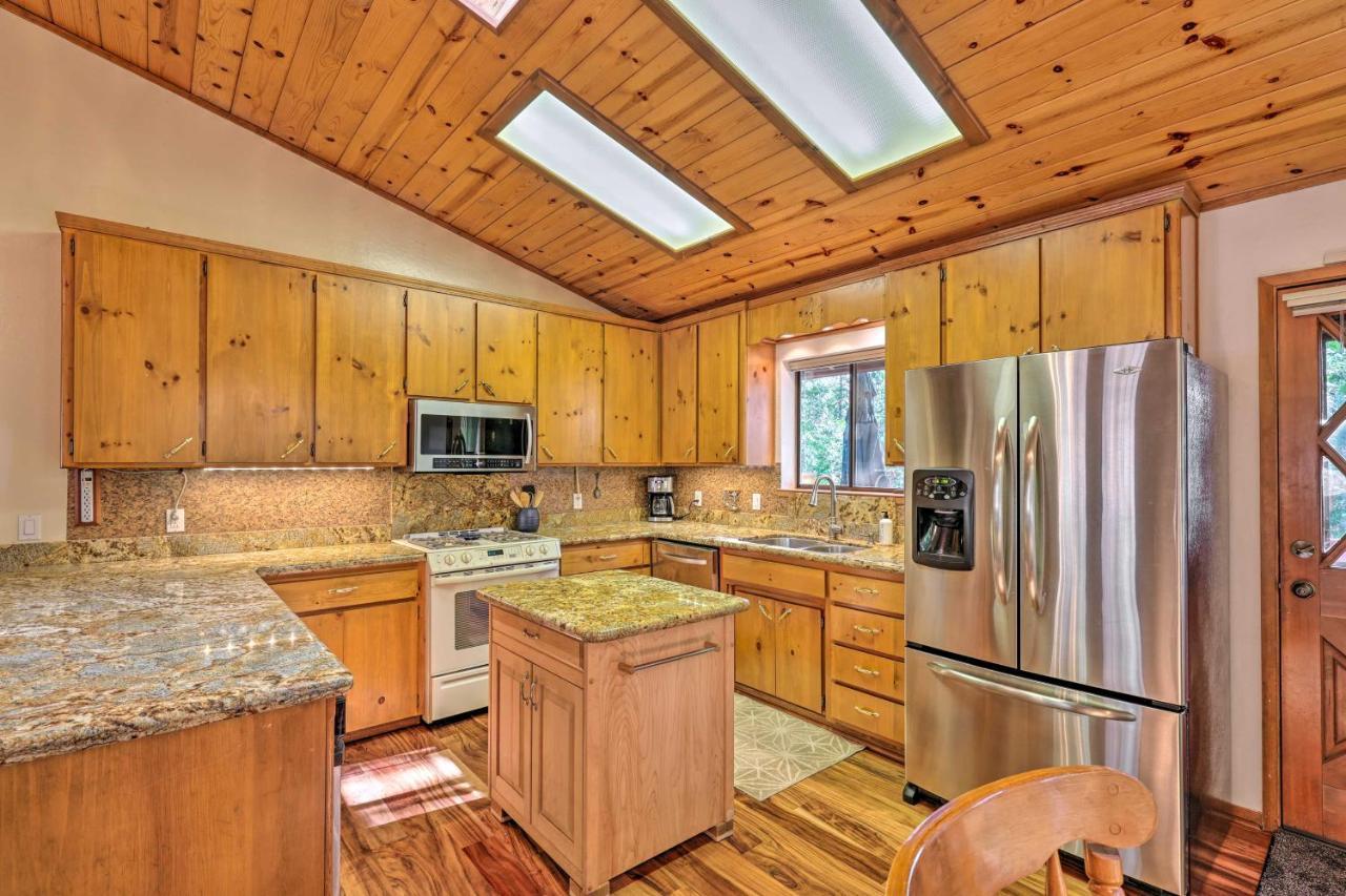 Quiet Twain Harte Cabin With Deck And Forest Views! Buitenkant foto